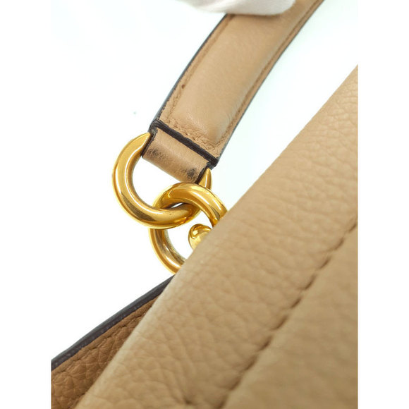 Salvatore Ferragamo Handbag - Picture 7 of 8